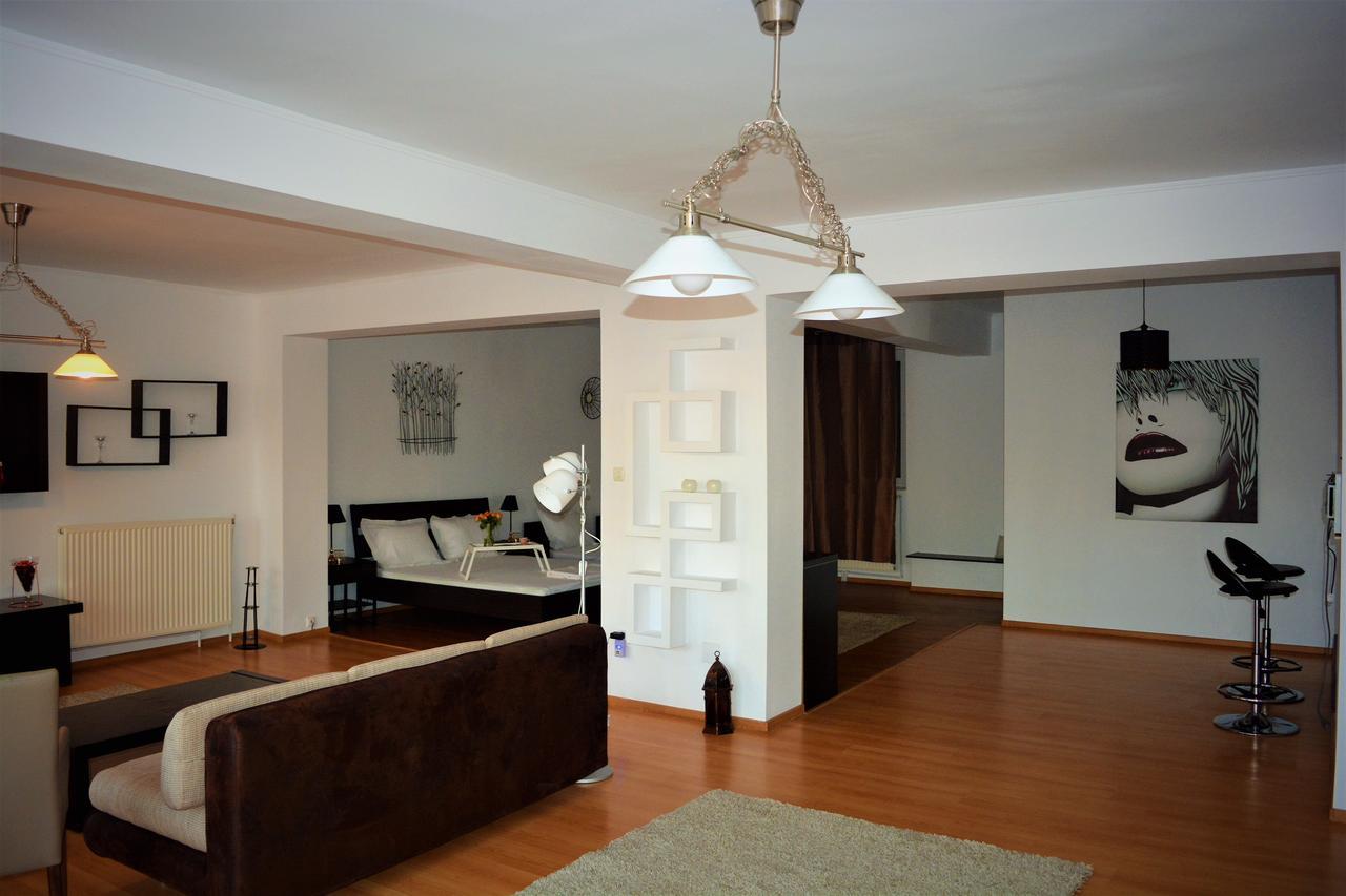 Casa Rendez Vous *
